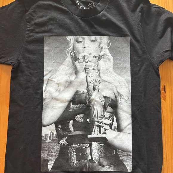 COWBOY CARTER TOUR SHIRT BUNDLE : NYC + DC - SZ. SMALL - Picture 2 of 7